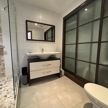 Face Confort, Proche Et Centre, - Fr-1-197-267 Les Sables-dʼOlonne